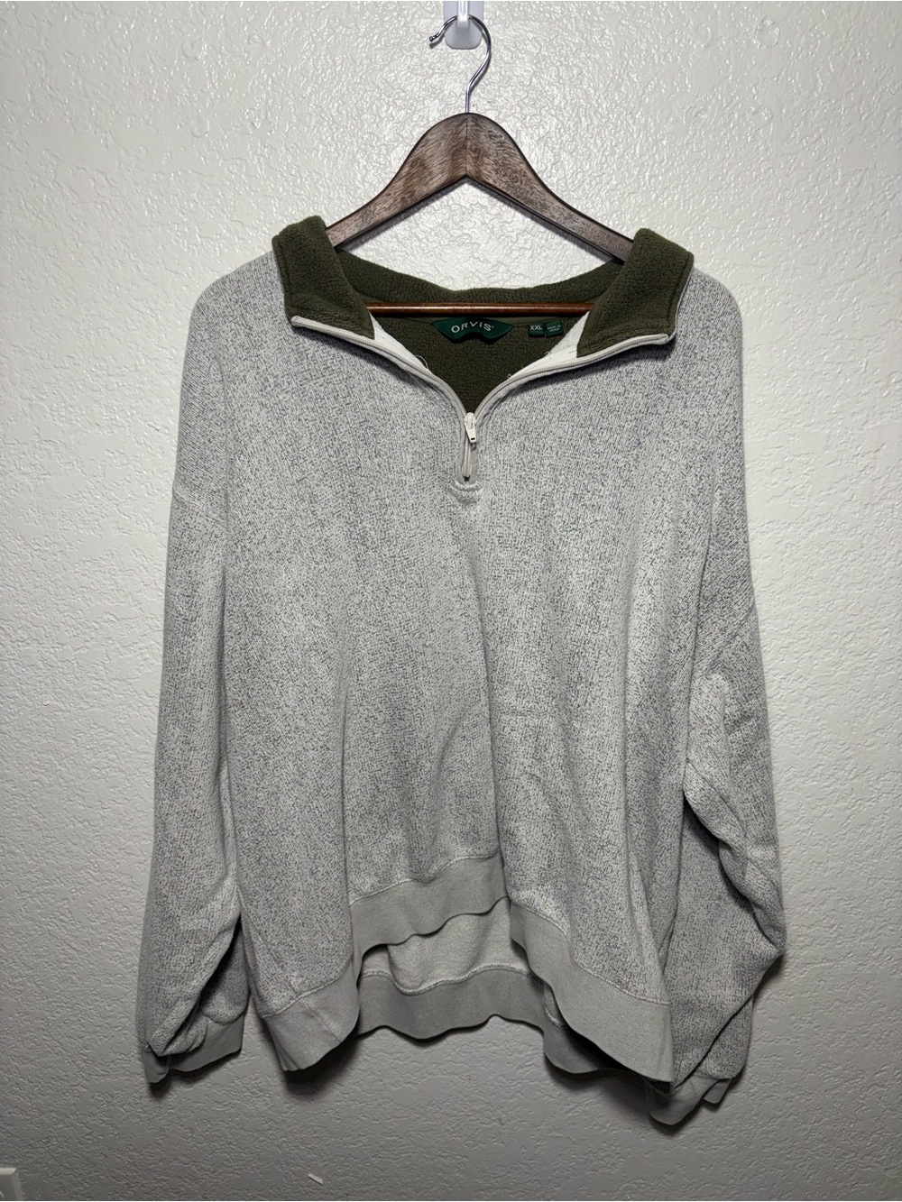 Orvis Light Gray Quarter-Zip Sweater with Olive Green Collar